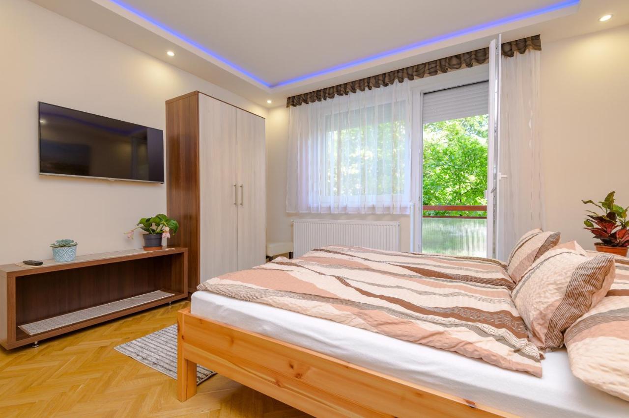 Illes Apartmanok I. Hajdúszoboszló Exterior foto