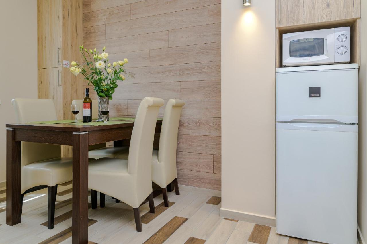 Illes Apartmanok I. Hajdúszoboszló Exterior foto
