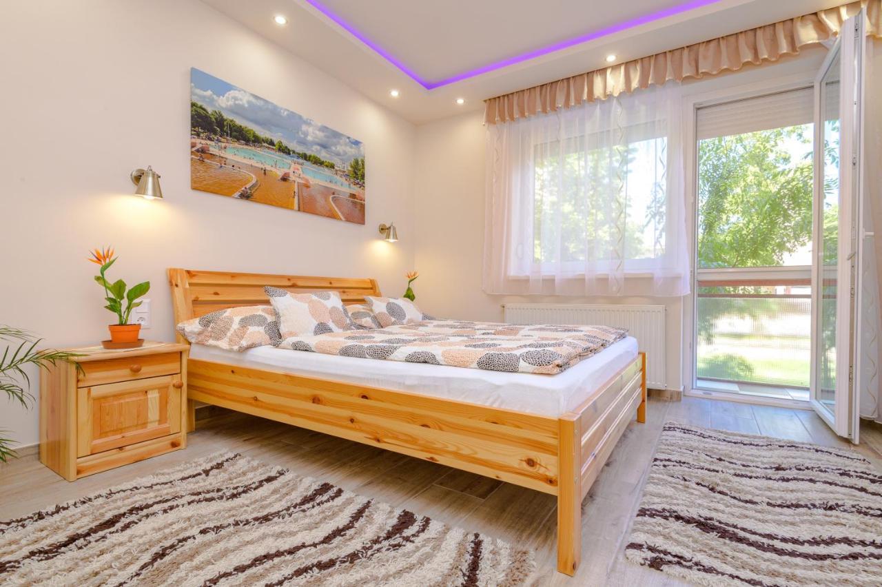 Illes Apartmanok I. Hajdúszoboszló Exterior foto